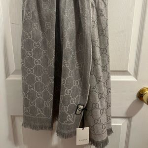 Gucci GG Jacquard Scarf